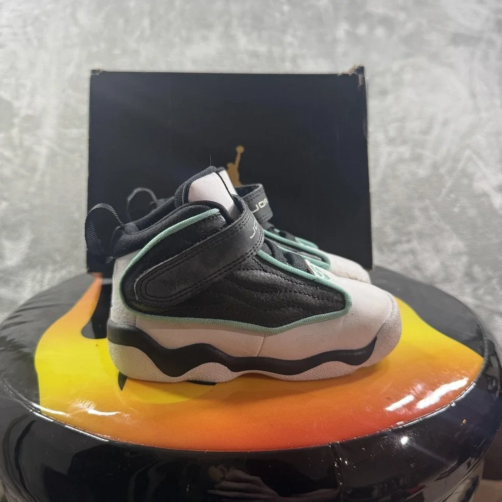 Jordan Pro Strong TD Shoes Toddler Size 7C Black White Tropical Twist Strap